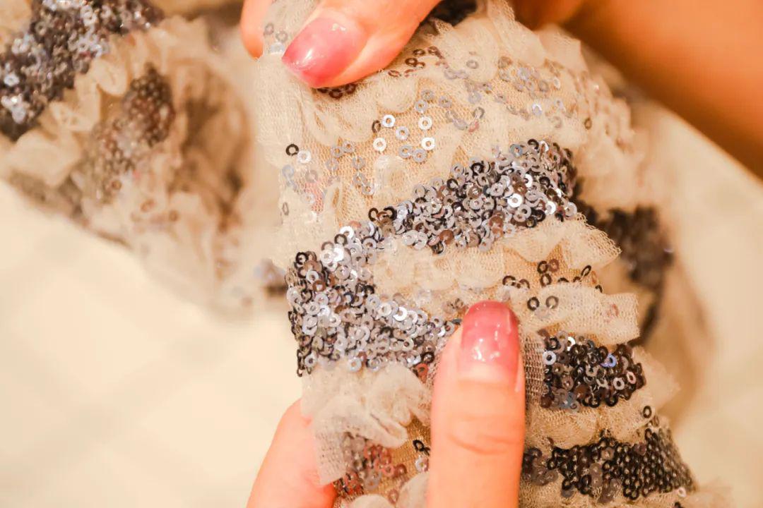 不看血亏！5.9折的克拉钻、买正装送正装的YSL，成都就这儿有