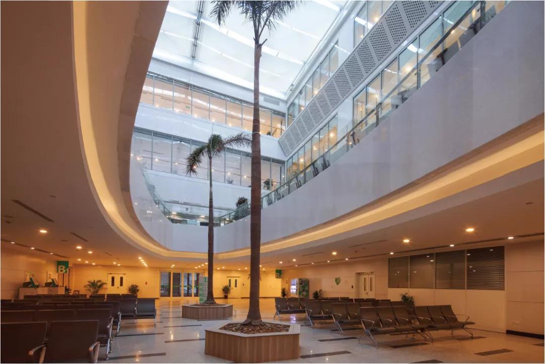 引领现代医院设计理念——台州恩泽医疗中心：会呼吸的医院