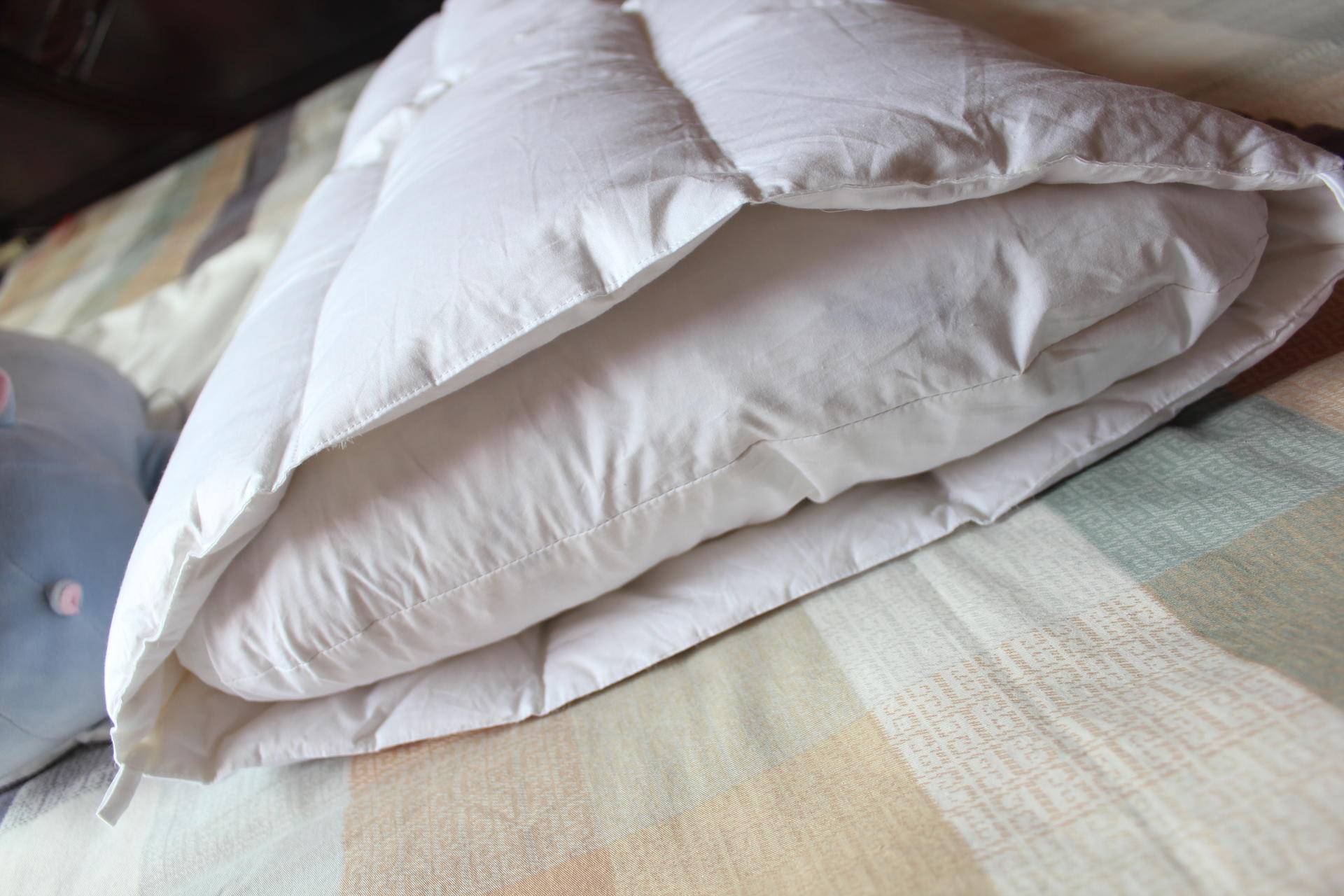 俗话说高枕无忧枕头是越高越好吗,枕头选什么材质的睡得舒服又健康