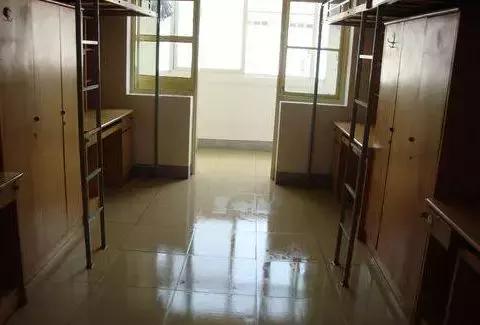 各大学宿舍条件对比,各大学宿舍条件排名