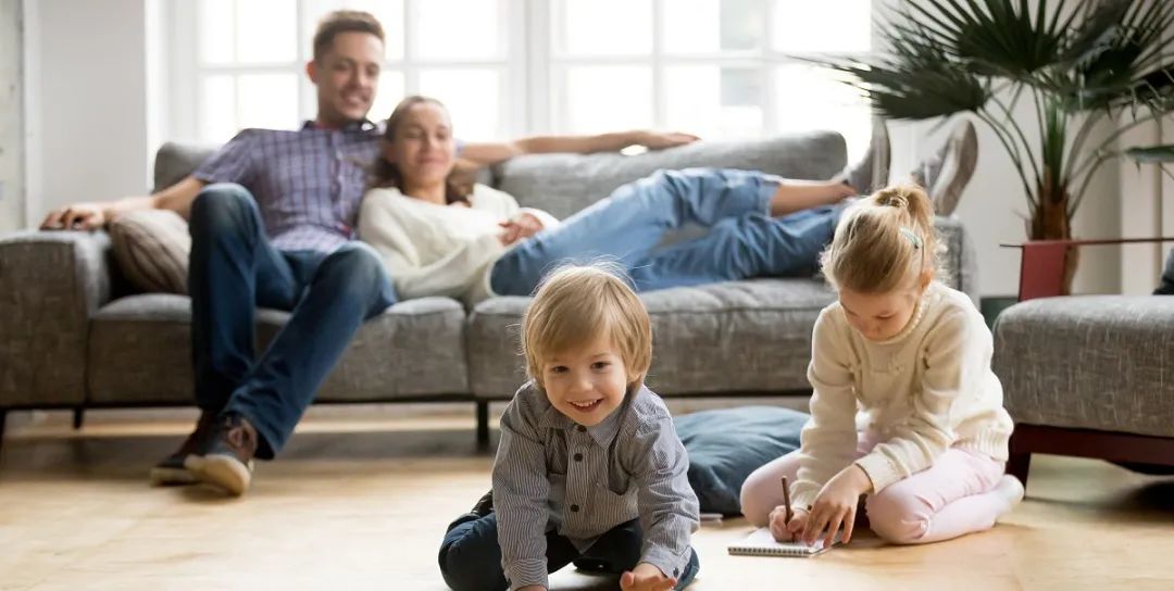 孩子太黏人怎么引导,孩子粘人怎么治疗