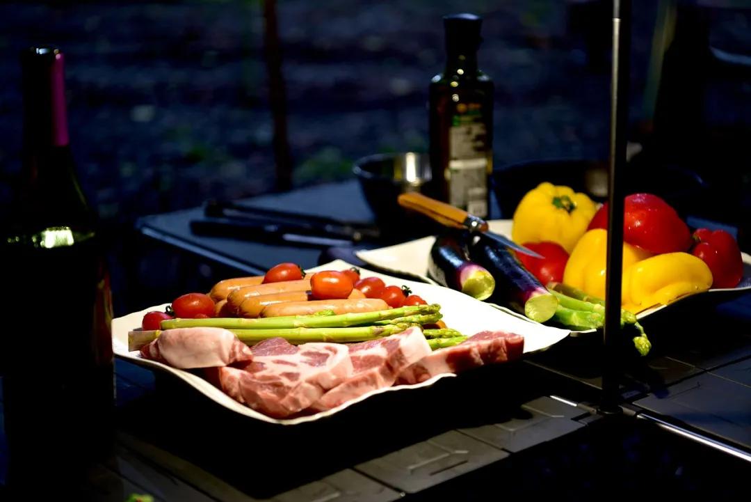 带你体验精致的露营,精致露营和传统露营