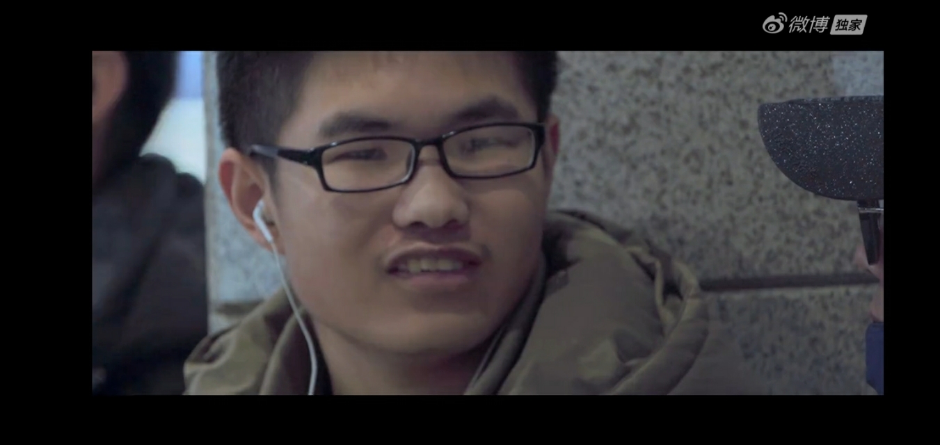 岳云鹏相声完整版送礼物,岳云鹏自费拍的短片