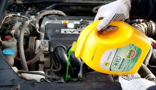 防冻液和冷却液傻傻分不清楚,防冻液和冷却液壶怎么区分