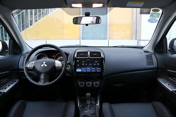 劲炫驾驶视频,三菱劲炫驾驶座位调节视频