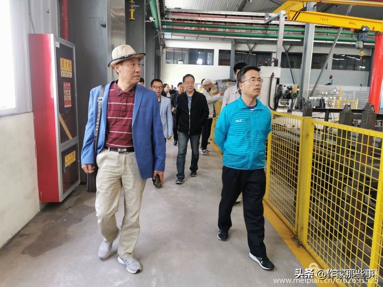 赴一场槐花的邀约——宝鸡作家赴扶风野河山采风