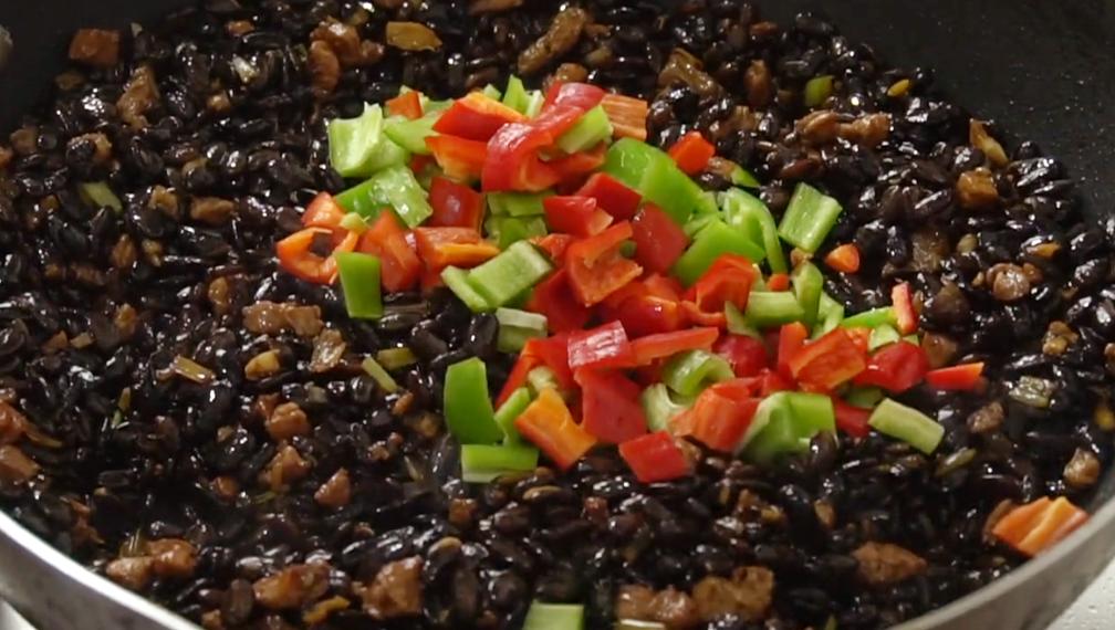 夏天黑豆这样吃,夏天黑豆浆配什么吃最好