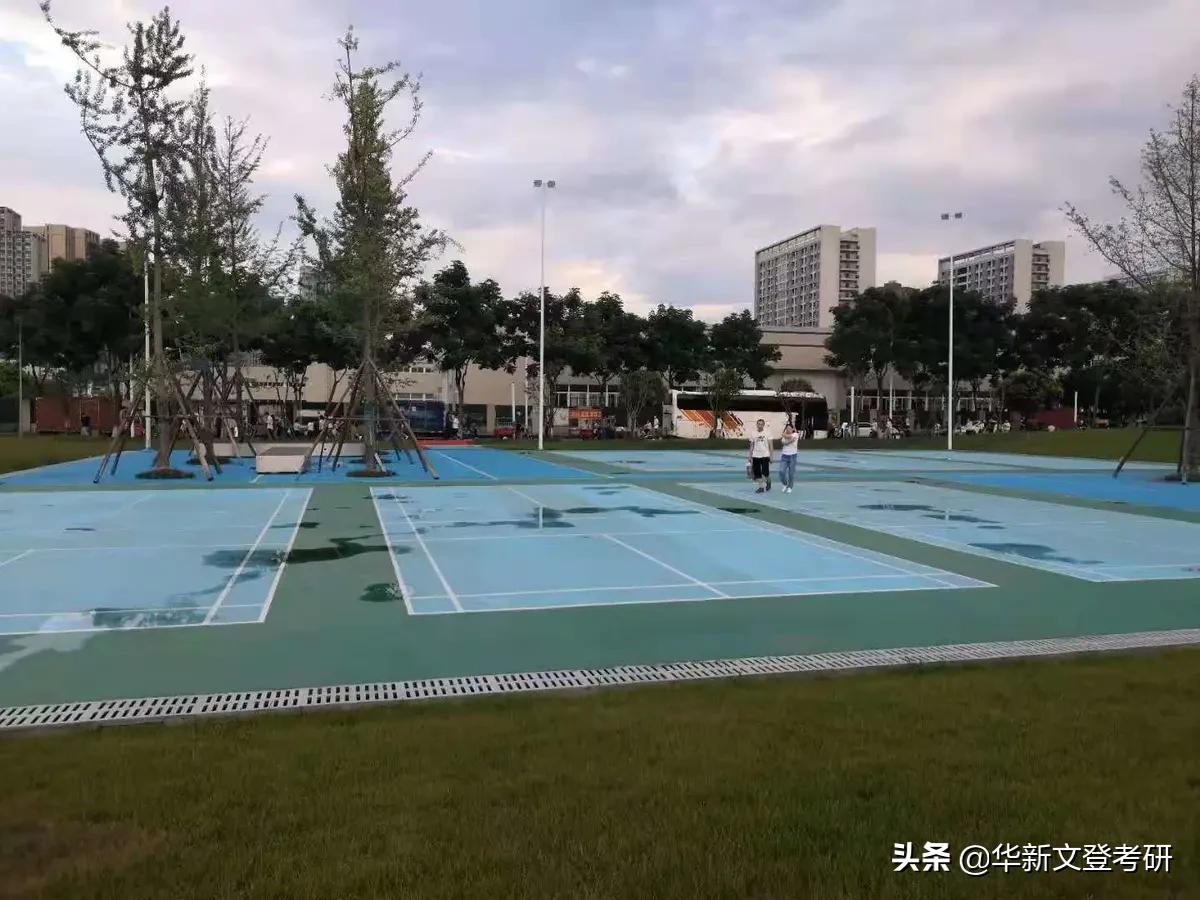 精英寄宿考研自习室,寄宿考研集训营自习室