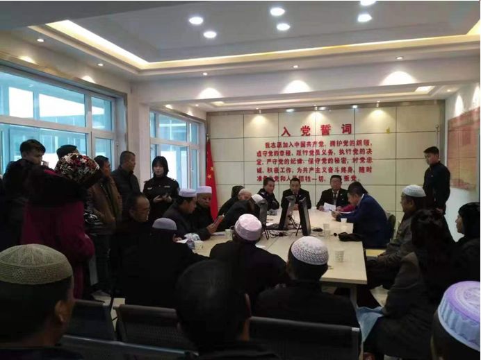 基层动态|“吹响哨服好务”东关街道积极打造*党**建引领基层治理新模式