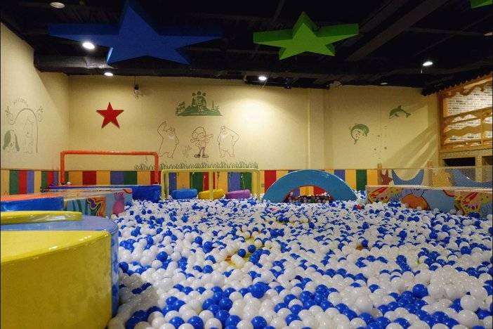 青岛-金水汤泉不到20元享浴资通票，多种泡汤桑拿休闲儿童乐园