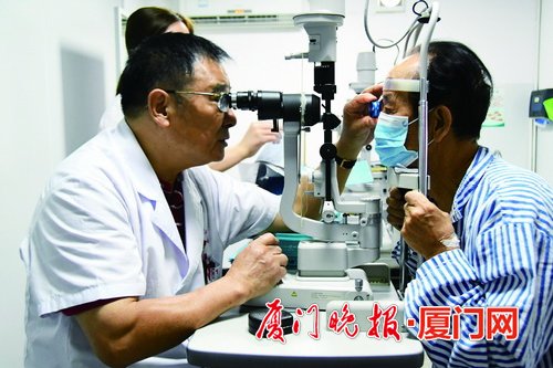 给患者带来光明是我们最大的幸福,给患者带来福音的意思