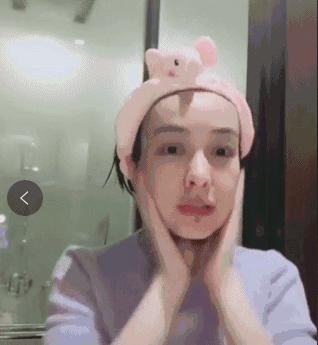 最近吴昕晒出一款的化妆水,吴昕推荐30岁的护肤