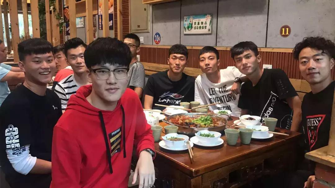 帅到炸裂！你身边的川大体育之星大揭密！