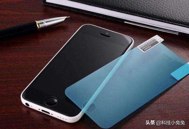 手机贴膜不贴膜有影响吗,贴手机膜与不贴膜区别