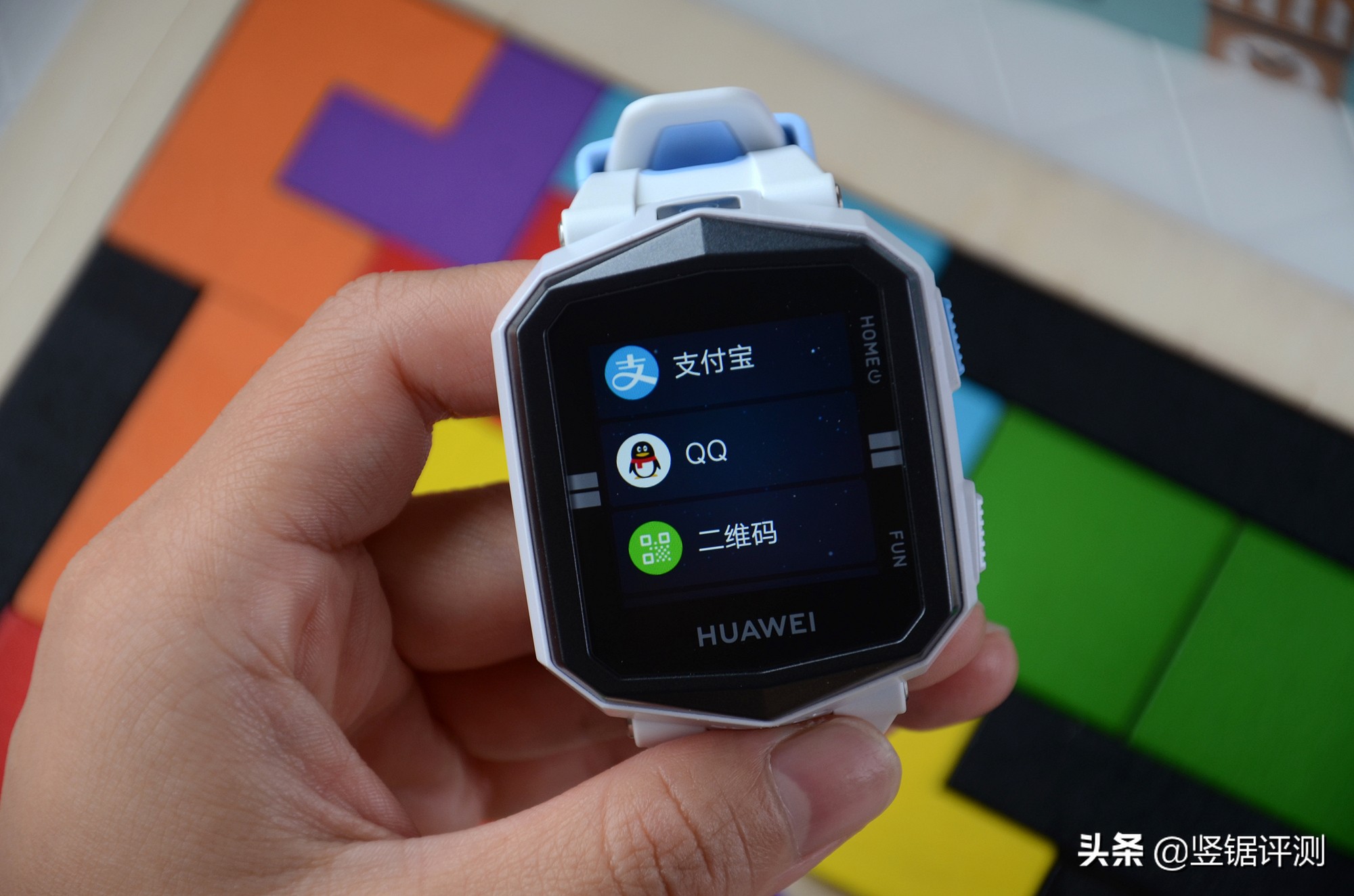 华为儿童手表3X评测：把安全戴在手上，够强大才值得信赖