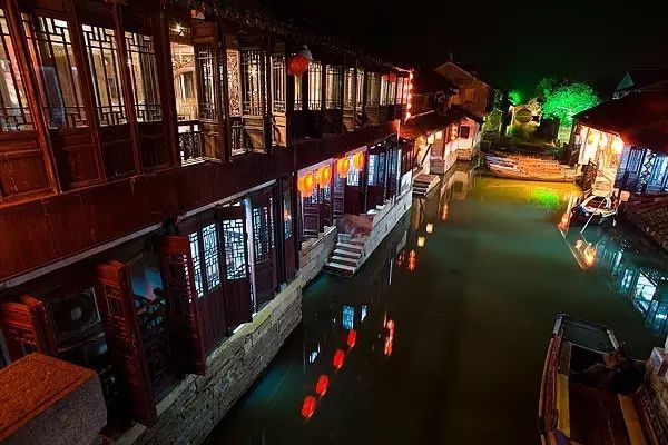 国内最适合穷游的十个景点,穷游十大好地方