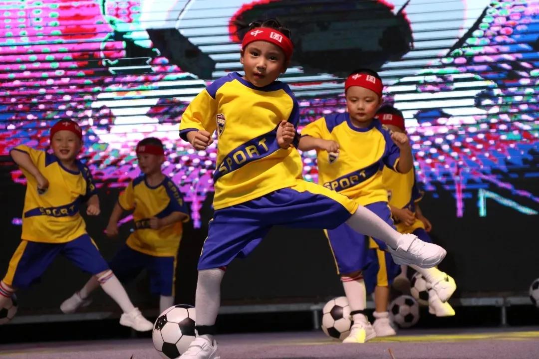 剑阁县鼓楼幼儿园庆祝中国*产党共**成立100周年暨毕业典礼文艺汇演