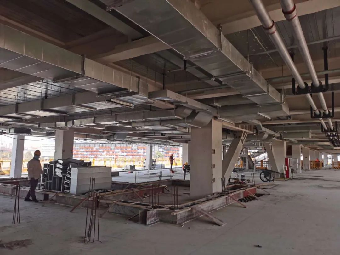 浦东白玉碗足球场,上海首座专业足球场