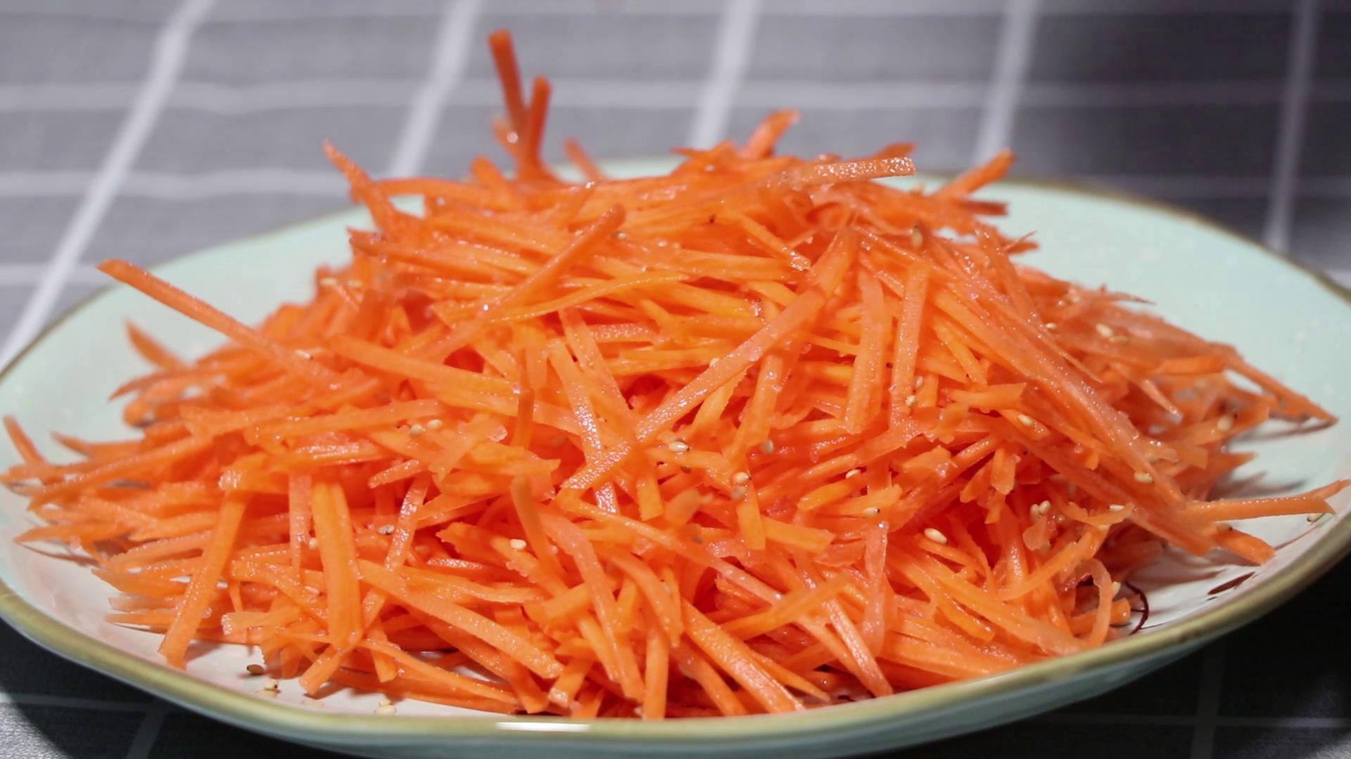 海带丝胡萝卜丝粉条凉拌正宗做法,凉拌藕片木耳胡萝卜最好吃的做法