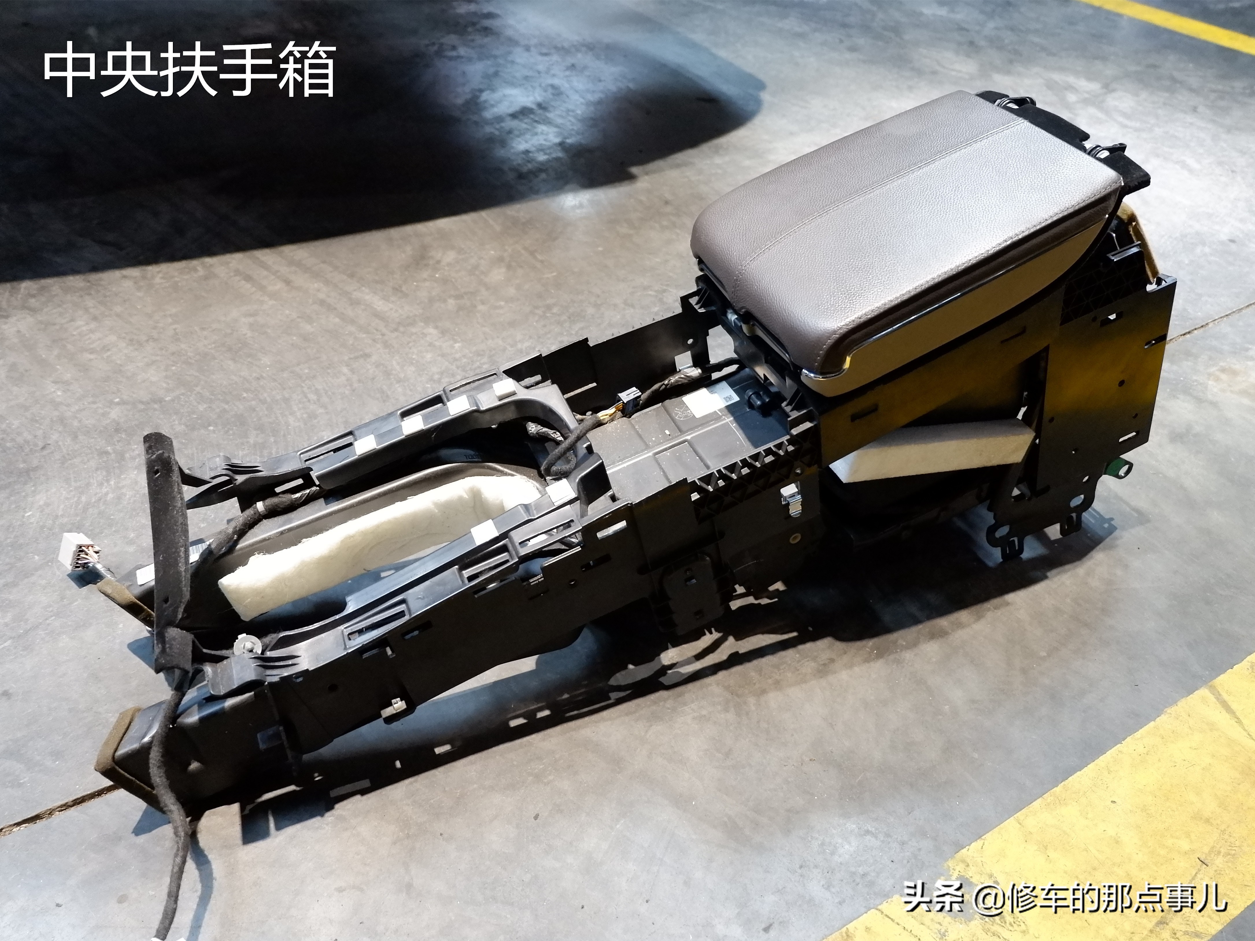 凯迪拉克报驻车辅助暂时不可用,凯迪拉克驻车系统故障手刹不显示