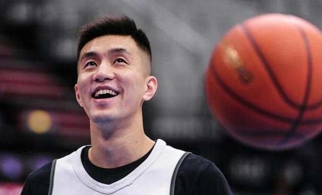 广东宏远混血新星,广东队17岁混血天才骨龄