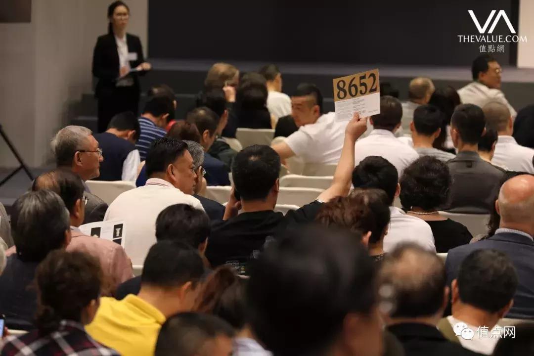 现在仿乾隆珐琅彩花觚图片和价格,乾隆珐琅彩花觚拍卖记录