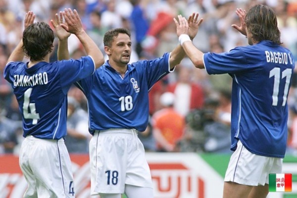 意大利天之骄子罗伯特巴乔,罗伯特巴乔那一抹忧郁的蓝色风情