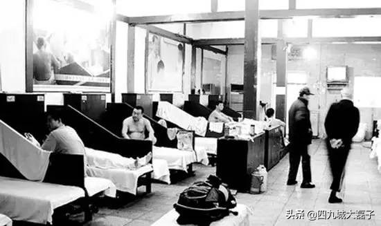 住在北京西城区都是什么人,住在胡同里的北京人的特点是什么