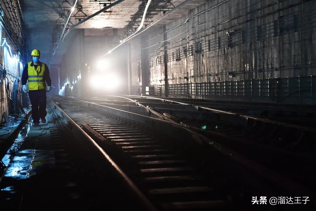 武汉轨道交通11号线张家湾站延长,武汉轨道交通19号线花山新城站