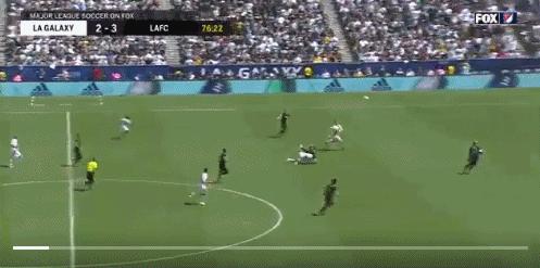 大奉先伊布的足坛传奇故事,足球上帝伊布拉希莫维奇