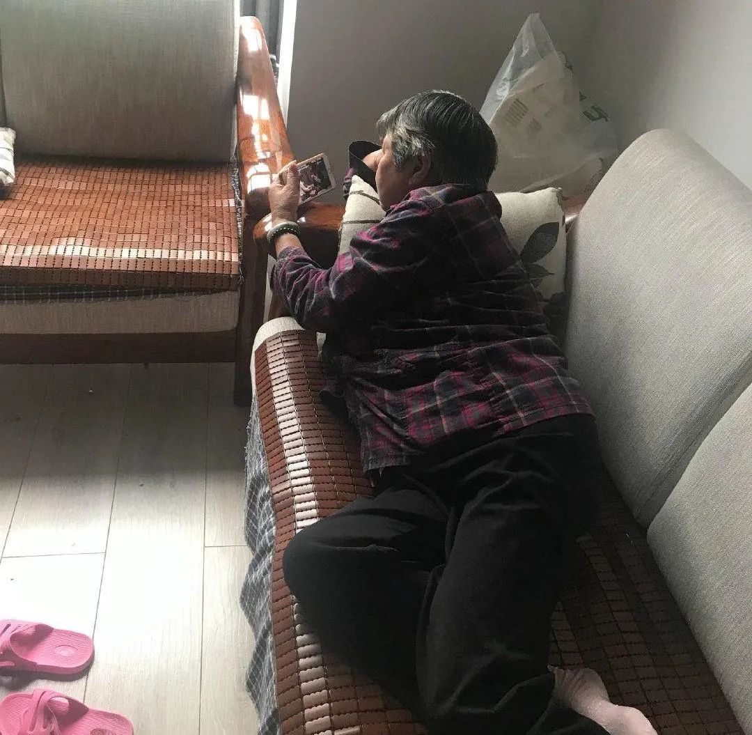 跟丁真这样的四川男孩谈恋爱，太甜了