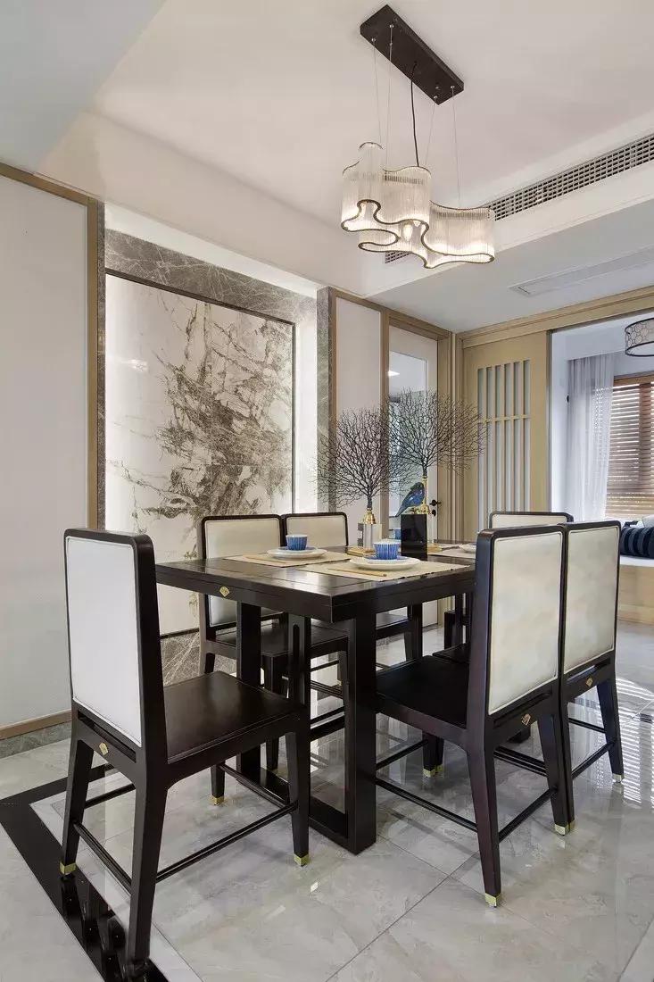 明快灵动113平质感简约二居室,4室2厅公认最经典户型