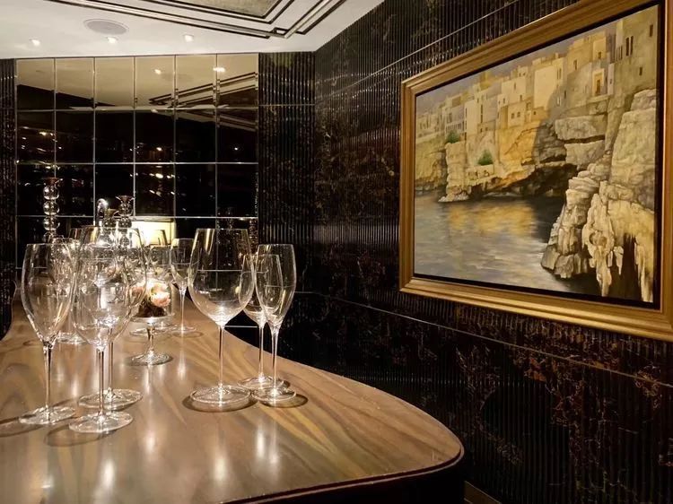 珠海瑞吉酒店游泳池,珠海市瑞吉酒店在哪里呀