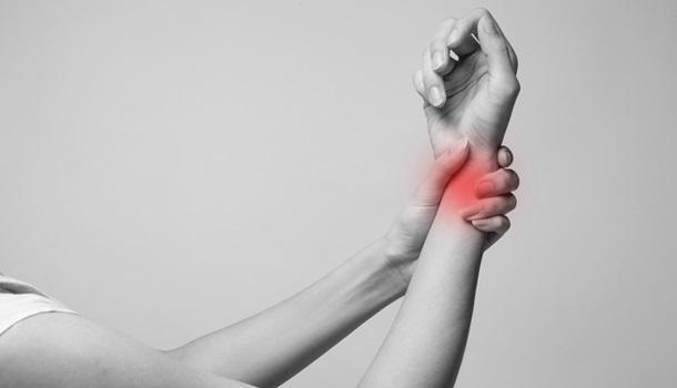 受伤更要正确动！谭中医教你5招加速手腕恢复