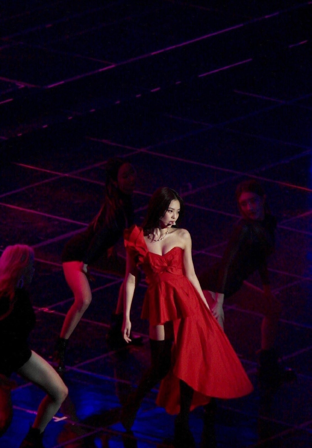 jenniecos野猫,jennie亚洲力量女性