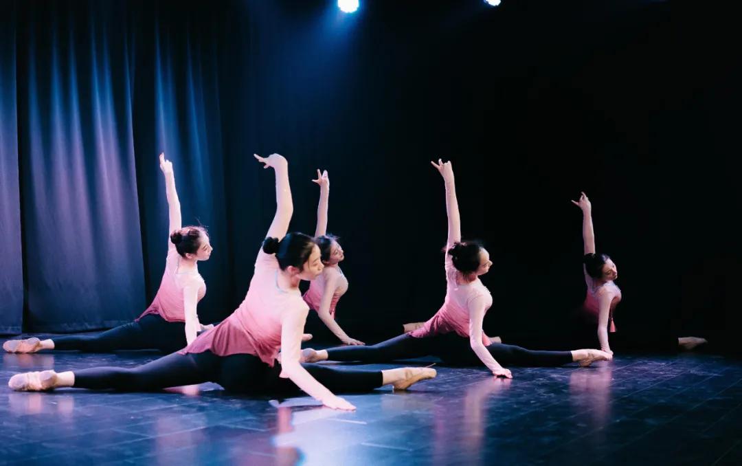 舞蹈生的困难,舞蹈瓶颈期应该怎么度过