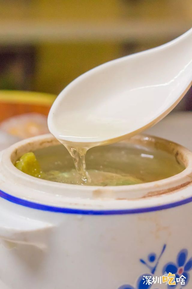 村里卖的土豪肠粉38元一份，“绿”了深圳人7年还没倒闭