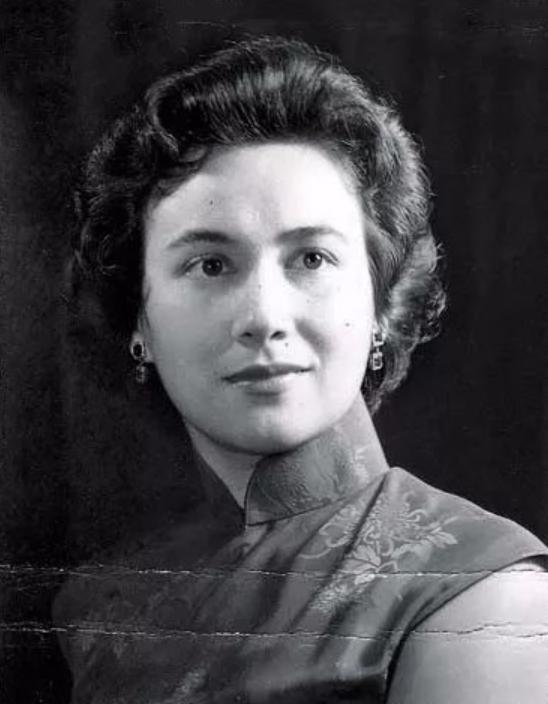 赌王七个美貌的女人,赌王的4位太太中谁最受宠