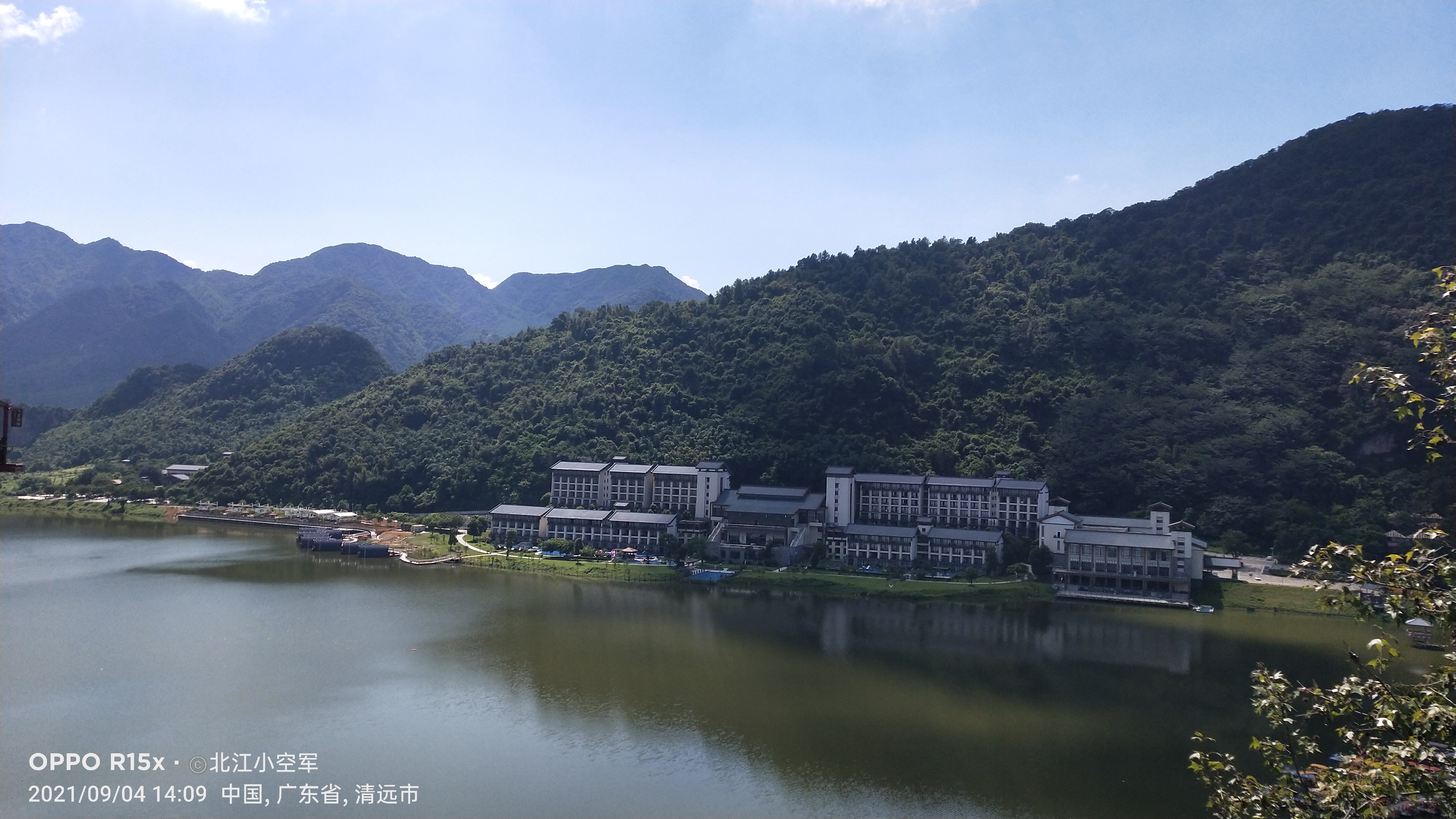 宝晶宫洞,探秘宝石矿洞