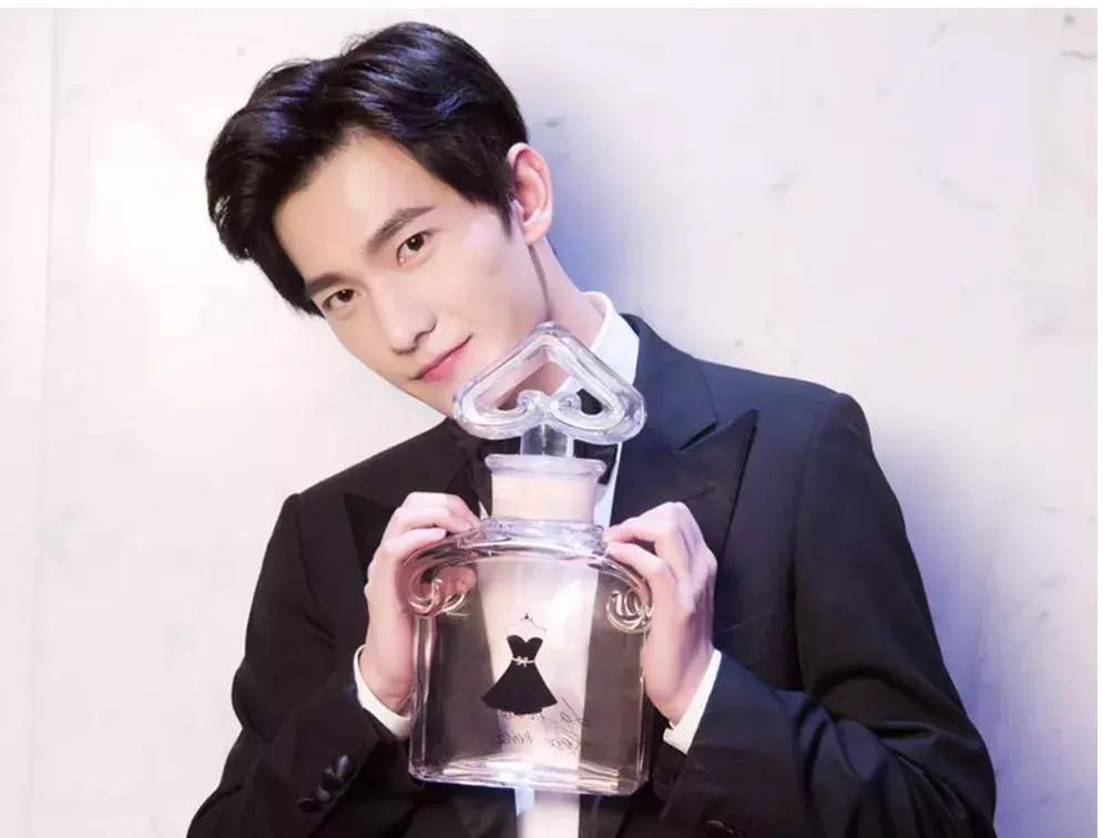 12星座男人最宠爱的香水,12星座们喜欢什么香水