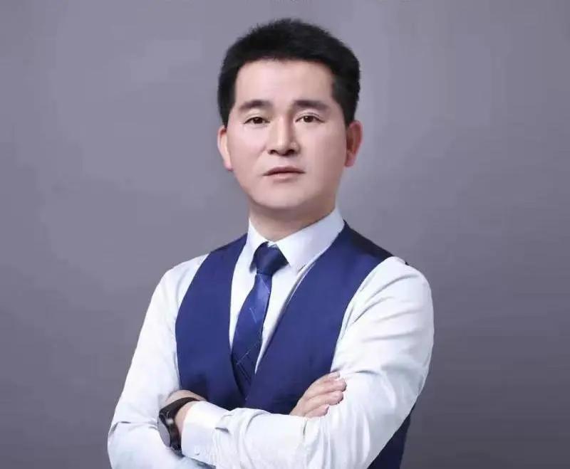 江西深山里，有人正布局黄精产业，想不到他还是一位跨界新农人