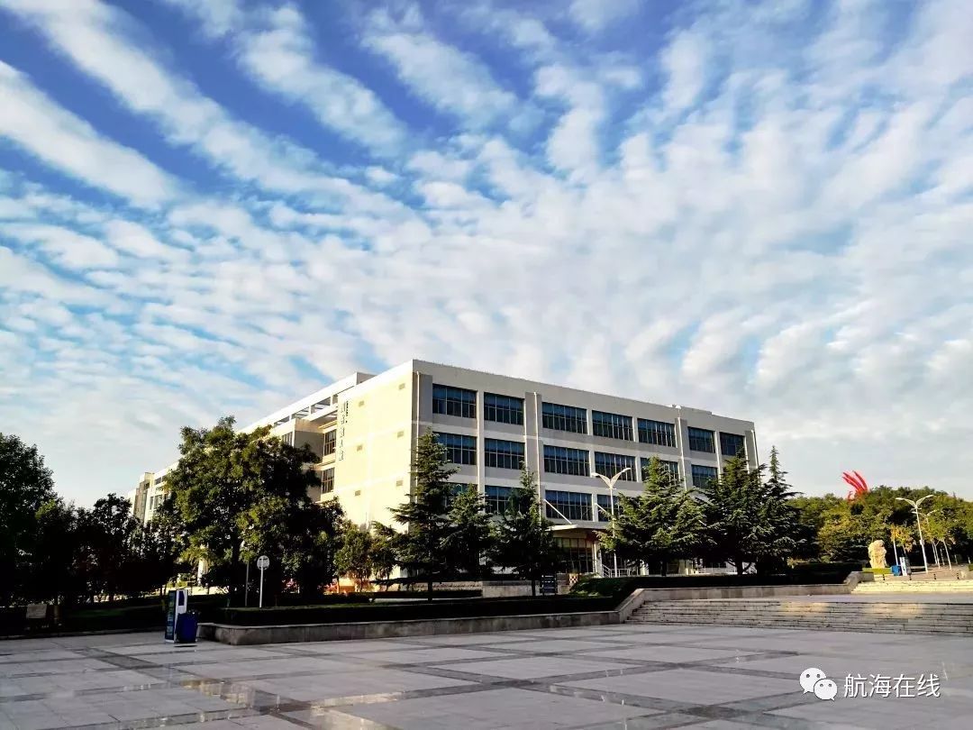 高中生的福利，带你走进山东交通职业学院，入学签订就业协议，保障100%就业，正式工作后，缴纳五险一金