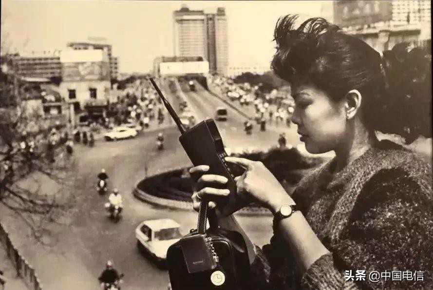 “摇把子、大哥大、BP机”…那些俗称串起的通信记忆