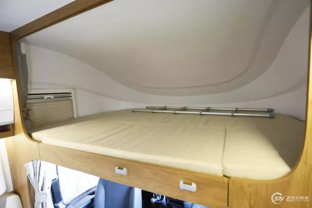 最便宜的c型依维柯自动挡房车,最便宜的依维柯自动挡c型房车