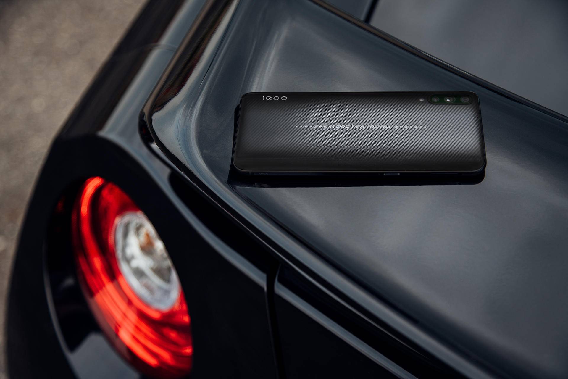 iqoo武士黑对比骑士黑,iqoo武士黑与竞速黑