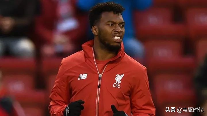 拿到球之后的正确处理方式,当你拿球背后有人怎么办