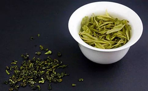 日铸雪芽茶不但形似鹰爪，更是拥有兰花芳香，味甘而滋