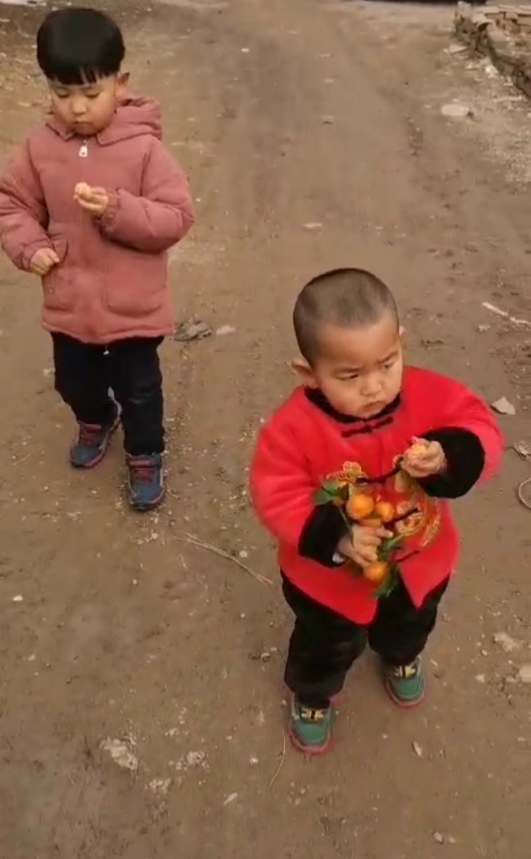 亲朋好友热情的款待,亲朋好友热情招待