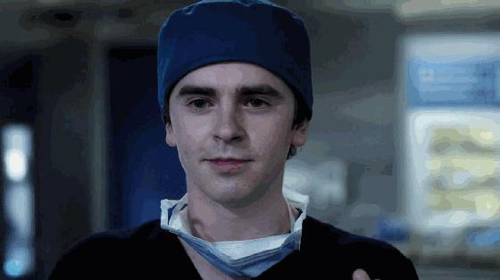 为什么英语医生和博士是一样的,怎么判断doctor是医生还是博士