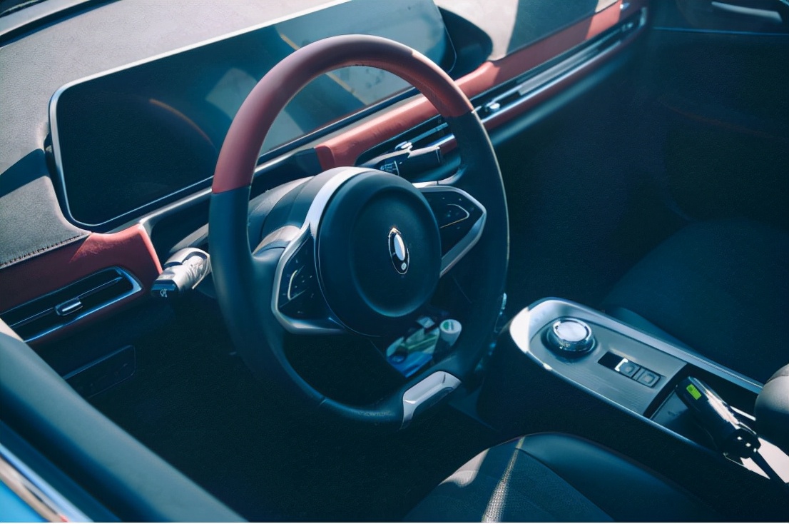 欧拉好猫gt木兰版23版和24款对比,欧拉好猫gt木兰版480km长续航参数